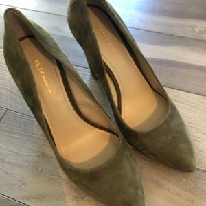 BCBG Clarissa Pump
